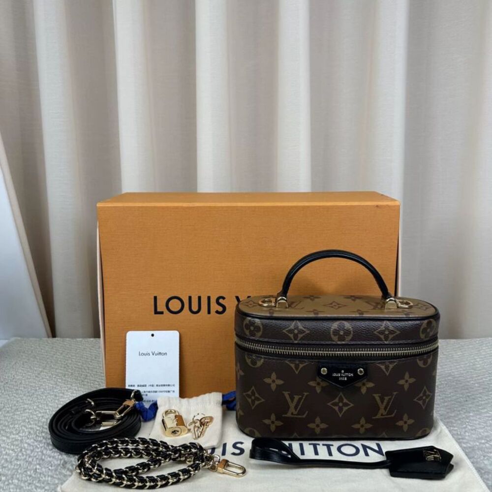 Louis Vuitton Women Pre-Loved Bag Very Good Condition